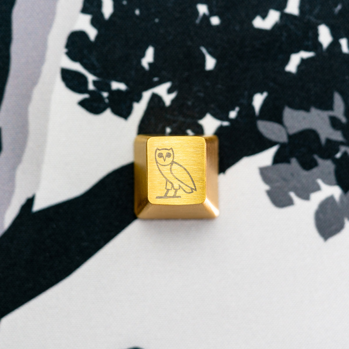 Custom Engraved Metal Keycap – PhaseByte